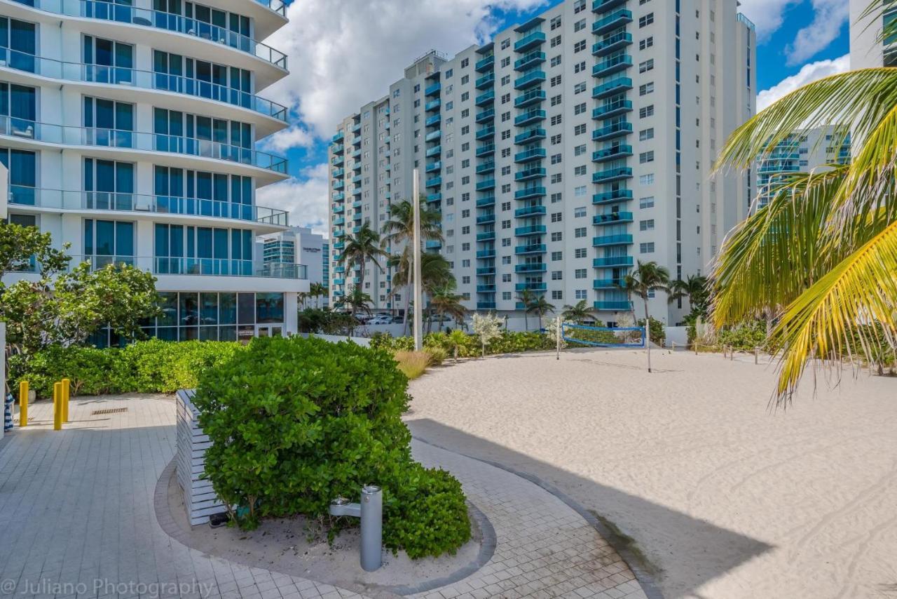Ocean View 1 Bed On The Beach 19Th Floor Hollywood Hallandale Beach Exterior photo